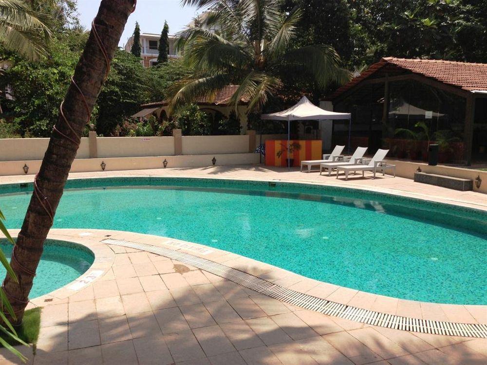 Sukhmantra resort y Spa Candolim Exterior foto